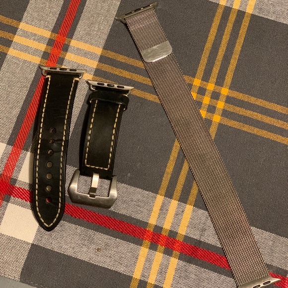 42mm Apple Watch series 3 GPS and LTE - Picture 7 of 7